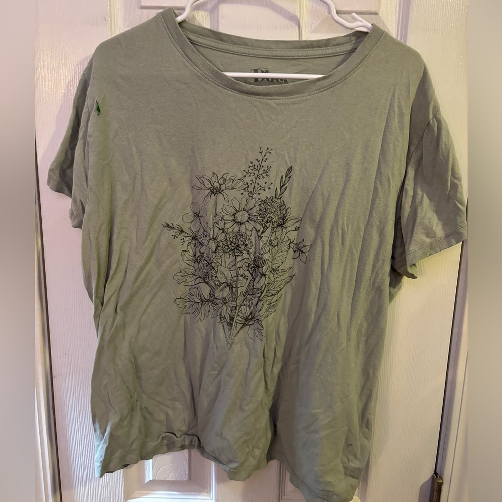 Flower graphic tee from target